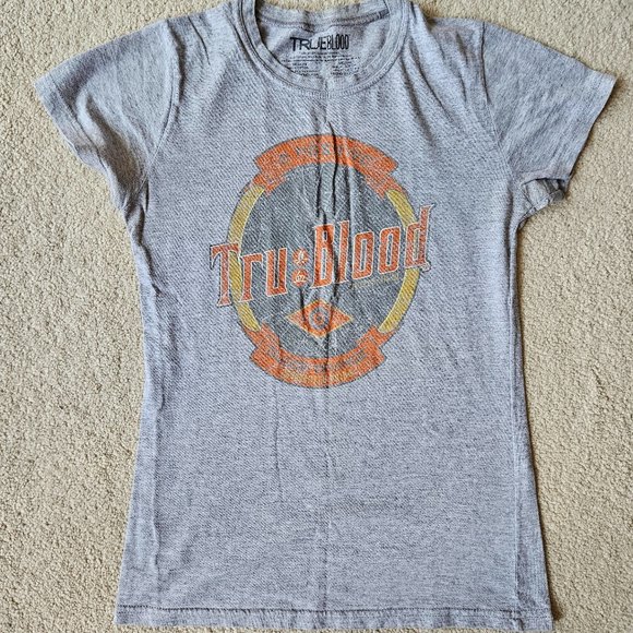 True Blood Distressed Graphic Tee - Picture 1 of 7